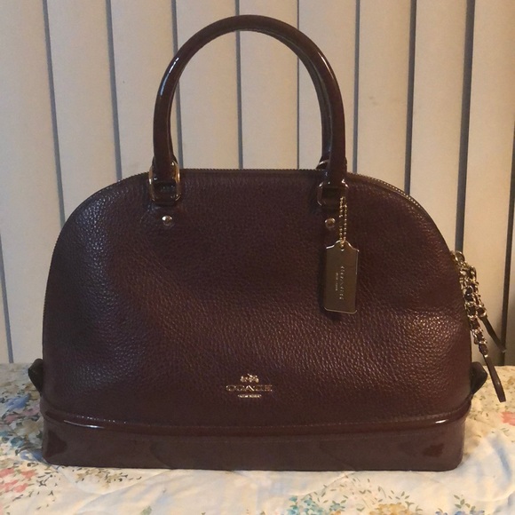 Coach Satchel - Picture 2 of 5